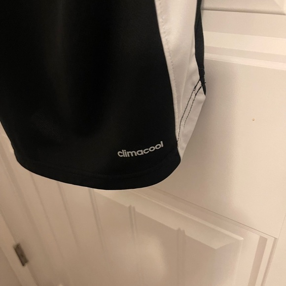 ADIDAS  CLIMACOOL POLO black with white sides,‎ embroidered Adidas right chest - Picture 5 of 8